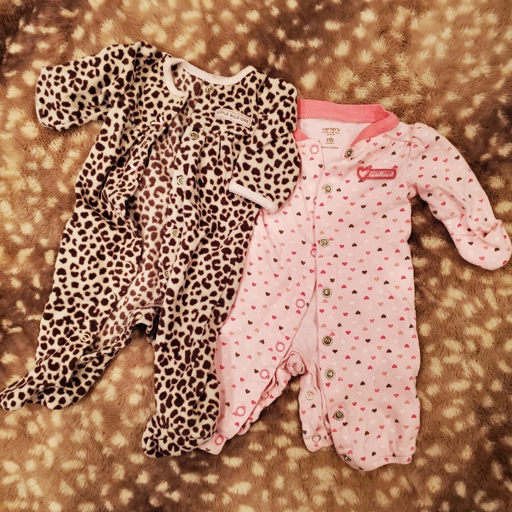 Carters 2 Piece Bundle of Pajamas. Newborn Girl, Snap Closure